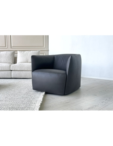 Santa Monica Anthracite Leather Armchair (Expo Offer) Poliform - 2