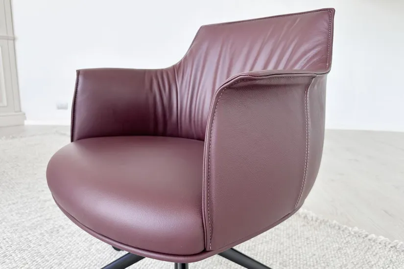 Archibald Task Managerial Bordeaux Armchair (Expo Offer) Poltrona Frau - 3