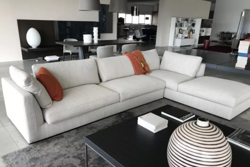 Richard Sofa (Expo Offer)