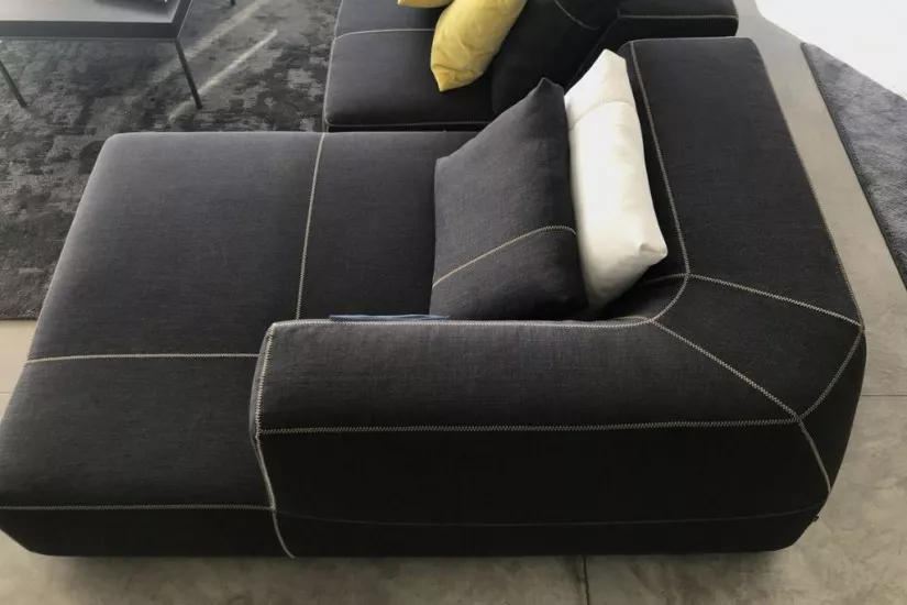 Bend Sofa in anthracite colour (Expo Offer)