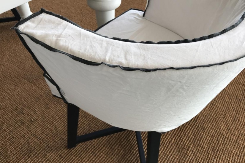 Gray 26 Small Armchair (Expo Offer)