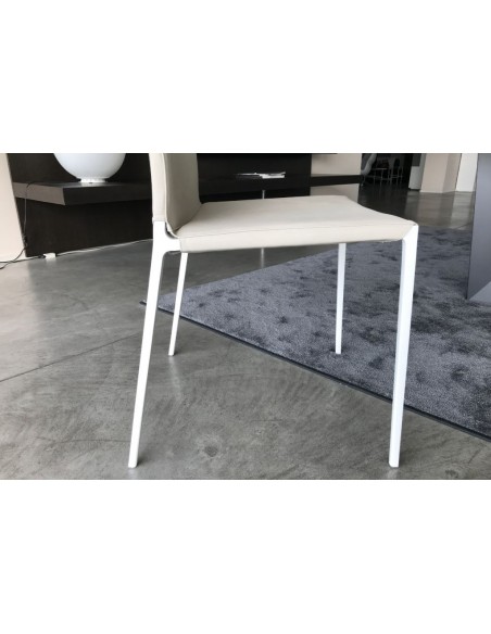 Lia Chair (Expo Offer)