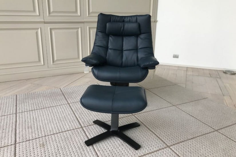 Quilted King Armchair (Expo Offer)