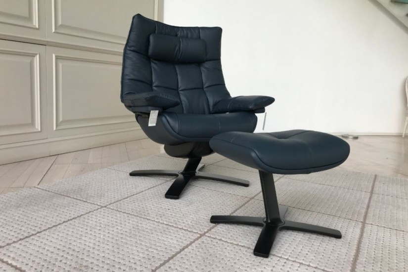 Quilted King Armchair (Expo Offer)
