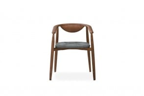 Chaise Osare