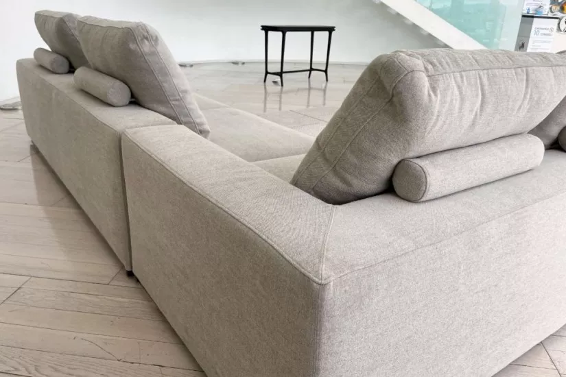 Ananta Class Sofa (Expo Offer)