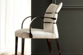 Chaise Oltre 2