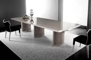 Grande Table