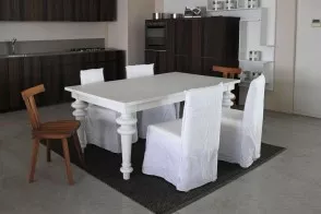 Gray extendable Table (Expo Offer) 2