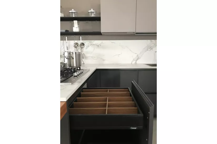 Maxima 2.2 Kitchen (Expo Offer)