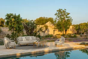 Karen outdoor sofa 2