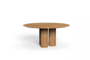 Salinas outdoor table 2