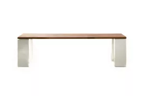 InOut 33 Table