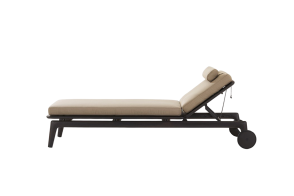 Magnolia Outdoor Sunbed