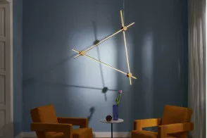Eitie Triangle wall lamp 2