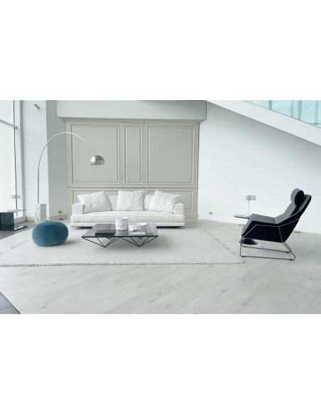 Arbiter Sofa (Expo Offer)