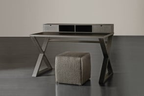Cruis Writing Desk 2